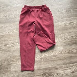 A new day - Joggers in Burgundy (size S)